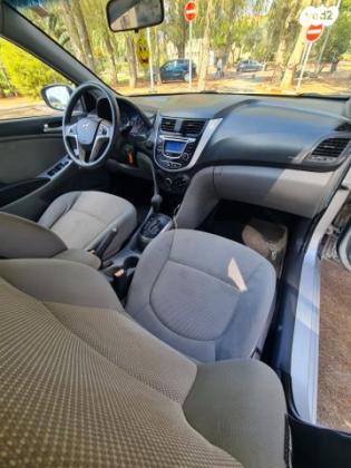 יונדאי i25 Inspire אוט' 1.4 (109 כ''ס) בנזין 2013 למכירה בלהבות חביבה