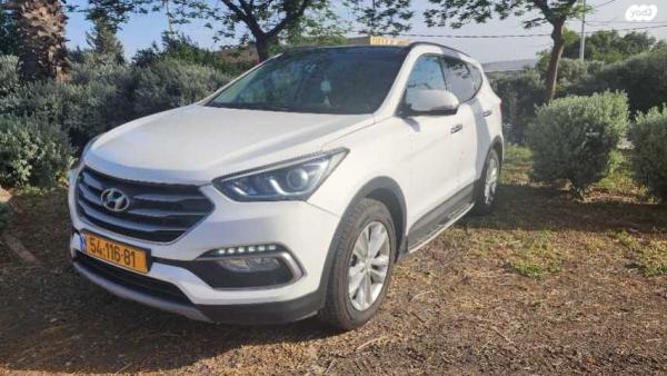 יונדאי סנטה פה 4X4 Supreme אוט' דיזל 7 מק' 2.2 (197 כ"ס) דיזל 2017 למכירה בטבריה