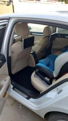 סקודה סופרב (עד 2019) Elegance אוט' 2.0 (200 כ''ס) בנזין 2014 למכירה בטירה