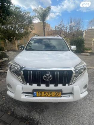 טויוטה לנד קרוזר ארוך 4X4 Luxury אוט' דיזל 7 מק' 2.8 (177 כ"ס) דיזל 2016 למכירה בנהריה