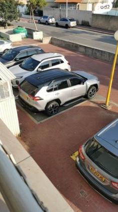 טויוטה RAV4 הייבריד 4X4 E-Motion פלאג-אין אוט' 2.5 (185 כ''ס) היברידי חשמל / בנזין 2022 למכירה באשדוד