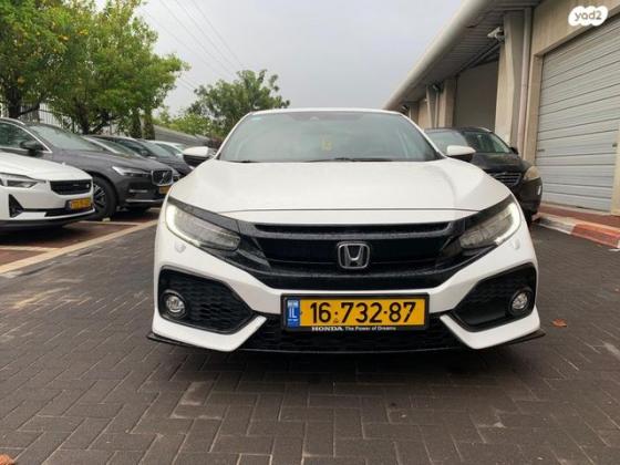 הונדה סיוויק האצ'בק החדשה Sport אוט' 1.5 (182 כ"ס) בנזין 2017 למכירה בבת ים