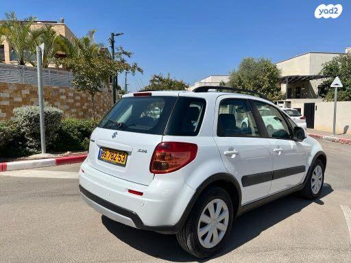 סוזוקי SX4 GLA הצ'בק אוט' 1.6 (120 כ"ס) בנזין 2013 למכירה בשוהם