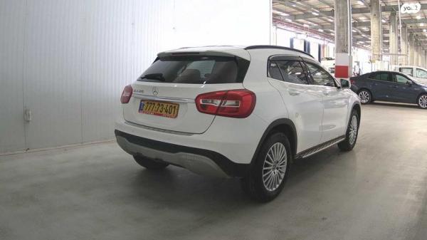 מרצדס GLA GLA200 Style FL אוט' 1.6 (156 כ"ס) בנזין 2020 למכירה במודיעין מכבים רעות