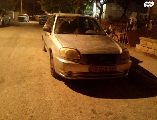 יונדאי אקסנט (עד 2012) Family GL אוט' 4 דל' 1.5 (91 כ''ס) בנזין 2005 למכירה במעלה עמוס