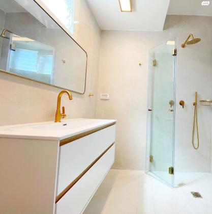 זאב ז'בוטינסקי 2 (אגרובנק)