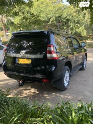 טויוטה לנד קרוזר ארוך 4X4 Select AC אוט' דיזל 7 מק' 3.0 (190 כ''ס) דיזל 2014 למכירה בטובא זנגריה