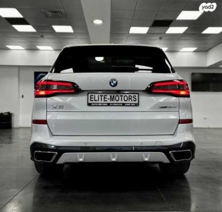 ב.מ.וו X5 4X4 M-Superior אוט' דיזל 7 מק' 3.0 (286 כ''ס) דיזל 2021 למכירה בתל אביב יפו