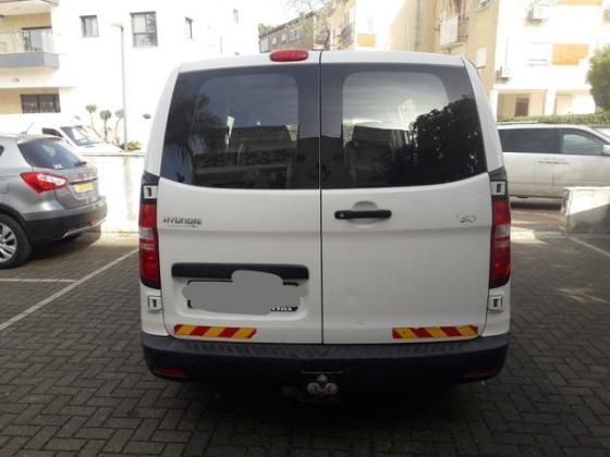 יונדאי i800 GL CRDI סגור ידני דיזל 2.5 (136 כ''ס) דיזל 2017 למכירה בקרית ביאליק