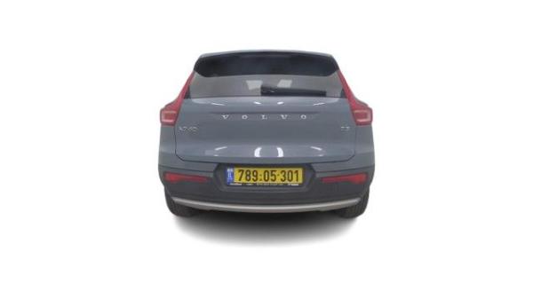 וולוו XC40 T3 Momentum Leather אוט' 1.5 (163 כ''ס) בנזין 2020 למכירה ב