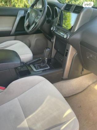 טויוטה לנד קרוזר ארוך 4X4 Select אוט' דיזל 7 מק' 3.0 (173 כ''ס) דיזל 2010 למכירה בעין שריד