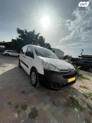 סיטרואן ברלינגו דור 2 (2008-2019) Comfort Plus ידני דיזל + 4 כ"א 1.6 (75 כ''ס) דיזל 2018 למכירה בכפר סבא