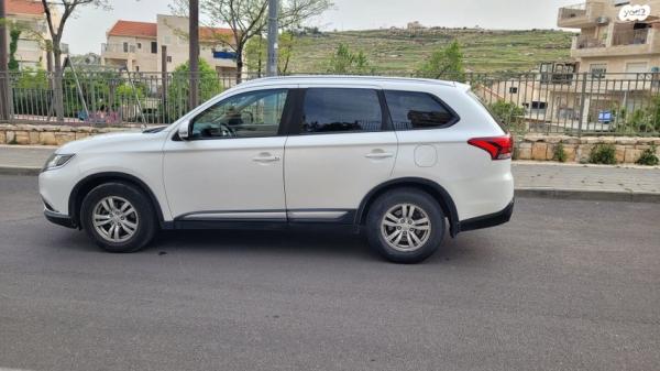 מיצובישי אאוטלנדר Instyle אוט' 7 מק' 2.0 (150 כ"ס) בנזין 2016 למכירה בירושלים