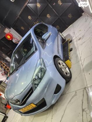 טויוטה יאריס Style אוט' 1.3 (99 כ"ס) בנזין 2013 למכירה בנצרת