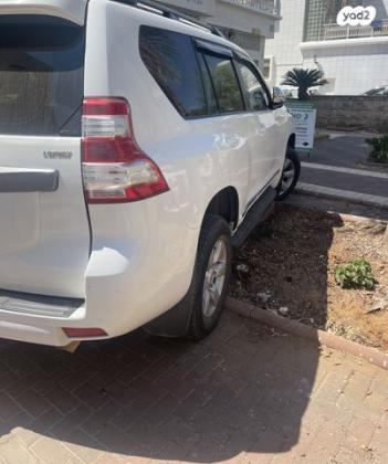 טויוטה לנד קרוזר ארוך 4X4 Luxury אוט' דיזל 7 מק' 2.8 (177 כ"ס) דיזל 2016 למכירה בנהריה