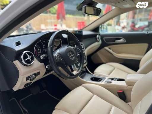 מרצדס GLA GLA200 Style SB M אוט' 1.6 (156 כ"ס) בנזין 2019 למכירה בהרצליה