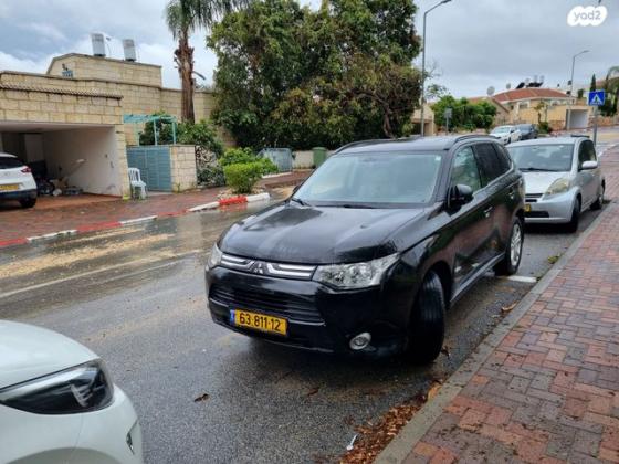 מיצובישי אאוטלנדר 4X4 Elite אוט' 7 מק' 2.0 (150 כ''ס) [2012-2015] בנזין 2013 למכירה באלקנה