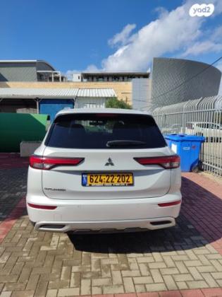 מיצובישי אאוטלנדר Instyle אוט' 7 מק' 2.5 (181 כ"ס) בנזין 2021 למכירה בראשון לציון