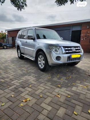 מיצובישי פג'רו ארוך 4X4 Desert אוט' דיזל 7 מק' 3.2 (200 כ"ס) דיזל 2012 למכירה ברמות השבים