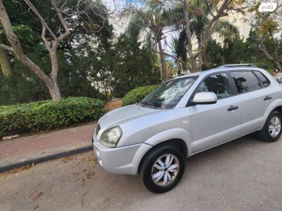 יונדאי טוסון 4X4 Arizona אוט' בנזין 2.7 (175 כ''ס) בנזין 2010 למכירה בראשון לציון