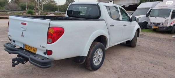 מיצובישי L200 האנטר 2X4 GL דאבל קבינה ידני דיזל 2.5 (136 כ''ס) דיזל 2015 למכירה בראשון לציון