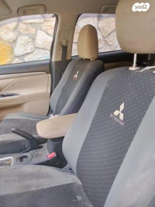 מיצובישי אאוטלנדר Instyle אוט' 7 מק' 2.0 (150 כ"ס) בנזין 2014 למכירה בעלי
