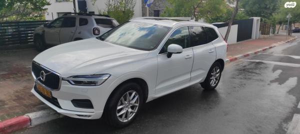 וולוו XC60 4X4 B5 Momentum הייבריד אוט' 2.0 (250 כ''ס) בנזין 2020 למכירה בראש העין