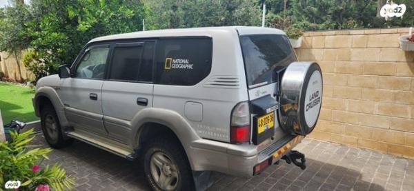 טויוטה לנד קרוזר פרדו ארוך 4X4 STD אוט' דיזל 8 מק' 3.0 (163 כ''ס) דיזל 2002 למכירה בעכו