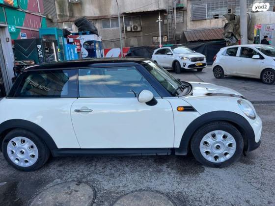 מיני ONE Salt ידני 3 דל' 1.6 (98 כ"ס) בנזין 2013 למכירה בבני ברק