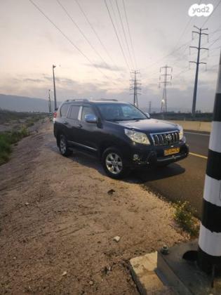 טויוטה לנד קרוזר ארוך Select 60th אוט' דיזל 7 מק' 3.0 (190 כ"ס) דיזל 2013 למכירה בכפר מנדא
