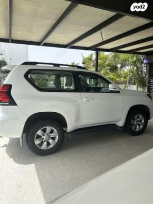 טויוטה לנד קרוזר קצר 4X4 Luxury SWB אוט' 3 דלתות דיזל 2.8 (204 כ''ס) דיזל 2021 למכירה בניר עקיבא