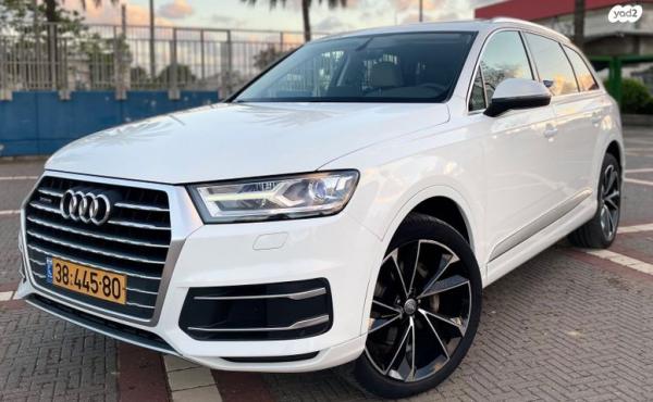 אאודי Q7 4X4 אוט' דיזל 5 מק' 3.0 (218 כ''ס) דיזל 2017 למכירה בגן יבנה