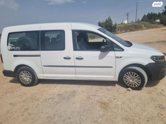 פולקסווגן קאדי מקסי Conceptline אוט' דיזל 5 מק' 3 דל' 2.0 (102 כ''ס) דיזל 2017 למכירה בבת עין