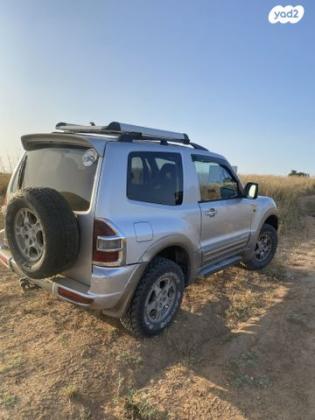 מיצובישי פג'רו קצר 4X4 GLS אוט' דיזל 5 מק' 3.2 (160 כ''ס) דיזל 2002 למכירה בברור חיל