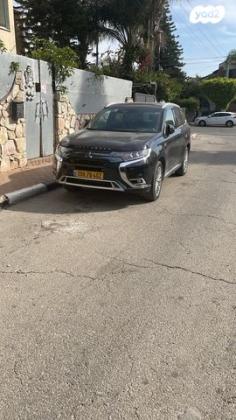 מיצובישי אאוטלנדר PHEV 4X4 Luxury הייבריד אוט' 5 מק' 2.4 (135 כ''ס) היברידי חשמל / בנזין 2021 למכירה בקרית מלאכי