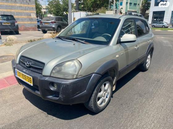 יונדאי טוסון 4X4 GLS אוט' בנזין 2.7 (175 כ''ס) בנזין 2005 למכירה בנתניה