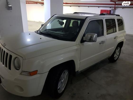 ג'יפ / Jeep פטריוט 4X4 Sport אוט' 2.4 (170 כ''ס) בנזין 2010 למכירה בנהריה
