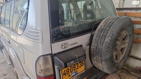 טויוטה לנד קרוזר פרדו ארוך 4X4 STD אוט' דיזל 8 מק' 3.0 (163 כ''ס) דיזל 2002 למכירה באדרת