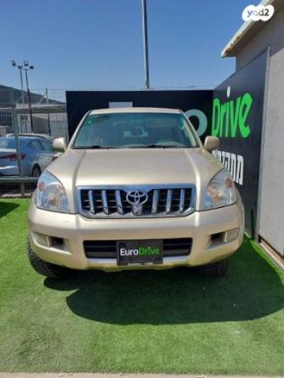 טויוטה לנד קרוזר קצר 4X4 STD אוט' דיזל 3.0 (173 כ''ס) דיזל 2005 למכירה בראשון לציון