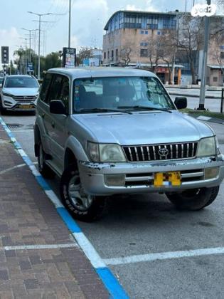 טויוטה לנד קרוזר פרדו ארוך 4X4 STD אוט' דיזל 8 מק' 3.0 (163 כ''ס) דיזל 2001 למכירה בקרית טבעון