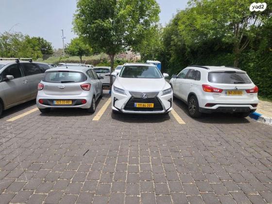 לקסוס RX200t 4X4 Luxury אוט' 2.0 (238 כ''ס) בנזין 2017 למכירה בפרדס חנה כרכור
