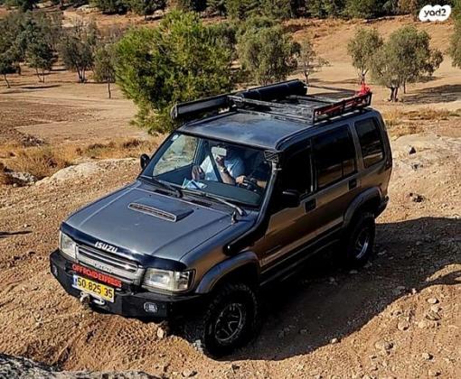 איסוזו טרופר ארוך 4X4 S אוט' דיזל 3.0 (159 כ''ס) דיזל 2002 למכירה בראשון לציון
