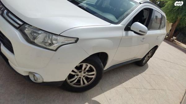 מיצובישי אאוטלנדר Instyle אוט' 5 מק' 2.0 (150 כ"ס) בנזין 2013 למכירה בבני נצרים