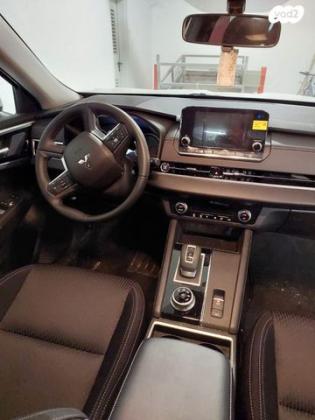 מיצובישי אאוטלנדר Instyle אוט' 7 מק' 2.5 (181 כ"ס) בנזין 2022 למכירה במודיעין מכבים רעות