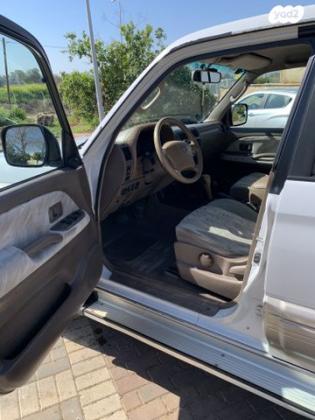 טויוטה לנד קרוזר פרדו ארוך 4X4 STD אוט' דיזל 8 מק' 3.0 (163 כ''ס) דיזל 2002 למכירה בקרית שמונה
