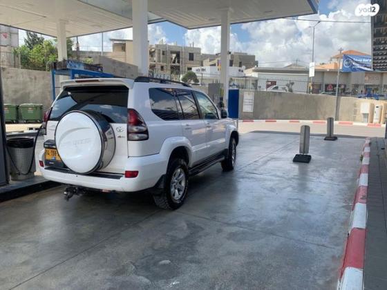 טויוטה לנד קרוזר ארוך 4X4 STD אוט' דיזל 8 מק' 3.0 (173 כ''ס) דיזל 2008 למכירה בבאקה אל ע'רביה