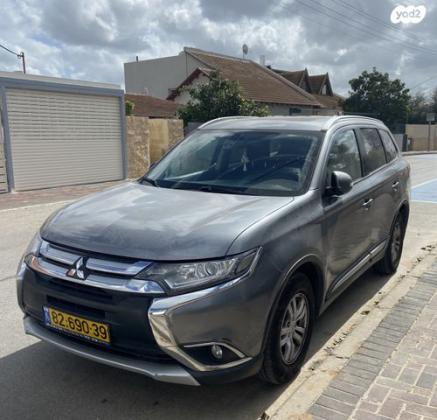 מיצובישי אאוטלנדר Instyle אוט' 7 מק' 2.0 (150 כ"ס) בנזין 2016 למכירה בגן יבנה