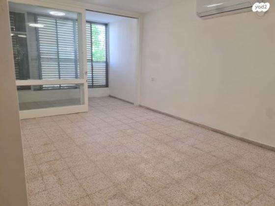 חיים וייצמן 80 (קרית עבודה)