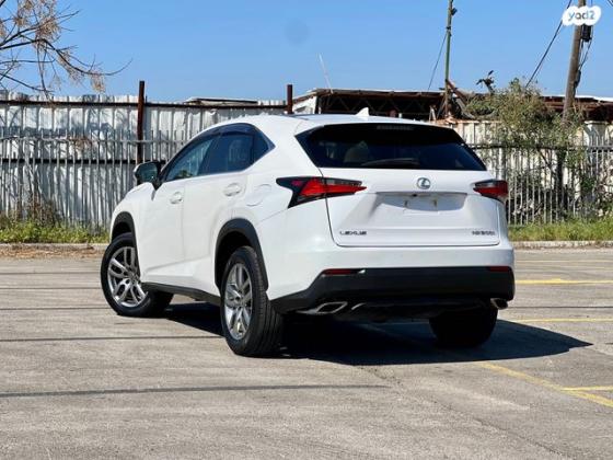 לקסוס NX 4X4 NX200T Premium אוט' 2.0 (238 כ"ס) בנזין 2017 למכירה בחולון