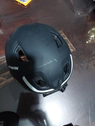 קסדה,מגיני ידיים,מגיני ברכיים ומגיני מרפ...